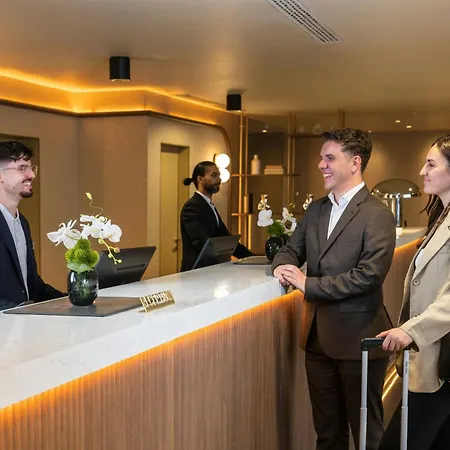 Le Meridien Arc De Triomphe Hotel Paříž