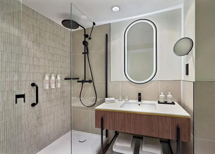 Le Meridien Arc De Triomphe 4* פריז