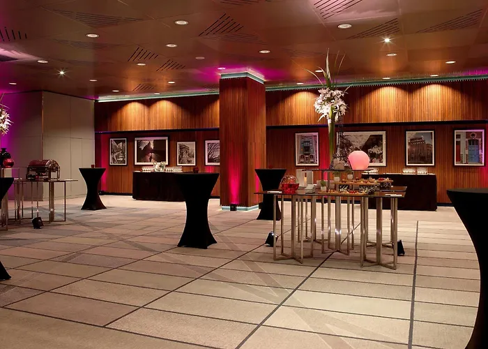 מלון Le Meridien Arc De Triomphe 4*