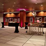Отель Le Meridien Arc De Triomphe 4*