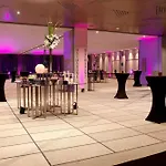 Отель Le Meridien Arc De Triomphe 4*