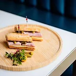 Le Meridien Arc De Triomphe 4* Париж