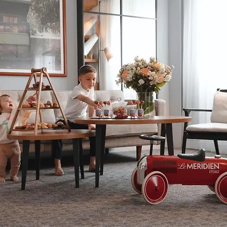 Le Meridien Etoile Hotel 4*