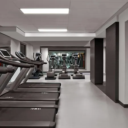 Le Meridien Arc De Triomphe Hotel Paris