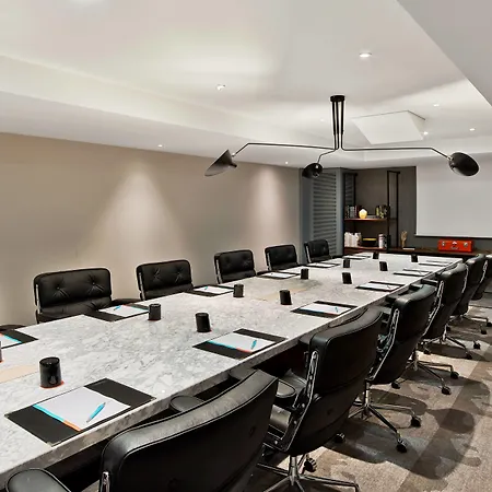 Le Meridien Arc De Triomphe Hotel 4*