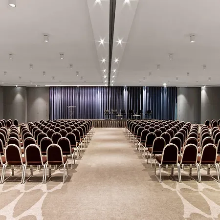 Hotel Le Meridien Arc De Triomphe Paris