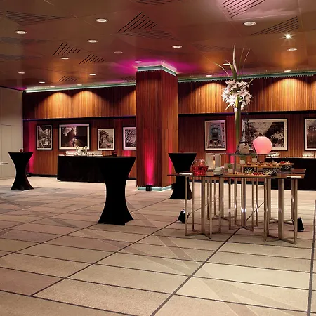 Le Meridien Arc De Triomphe