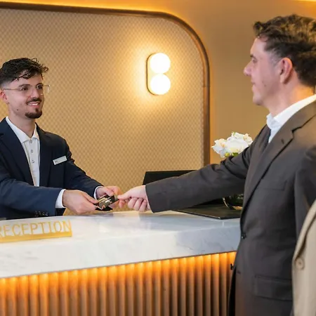 Hotell Le Meridien Arc De Triomphe
