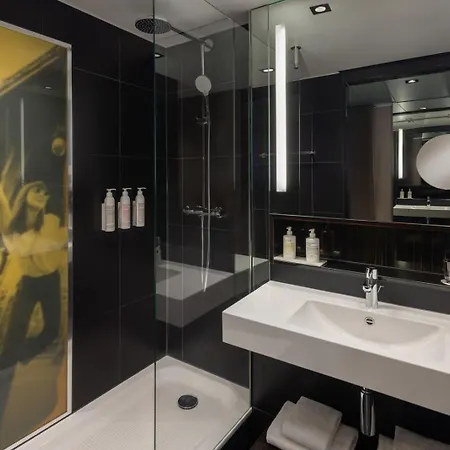 Le Méridien Arc De Triomphe Hotel 4*