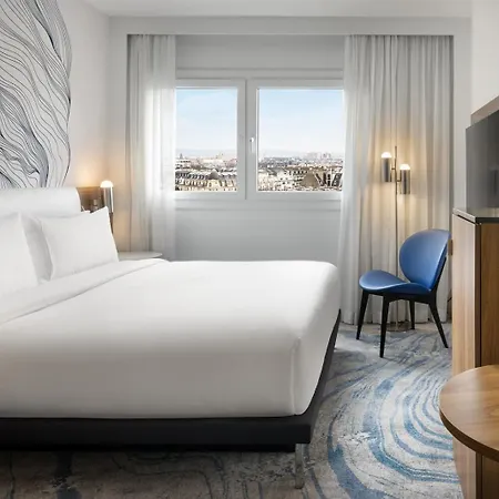 Hotel Le Meridien Arc De Triomphe