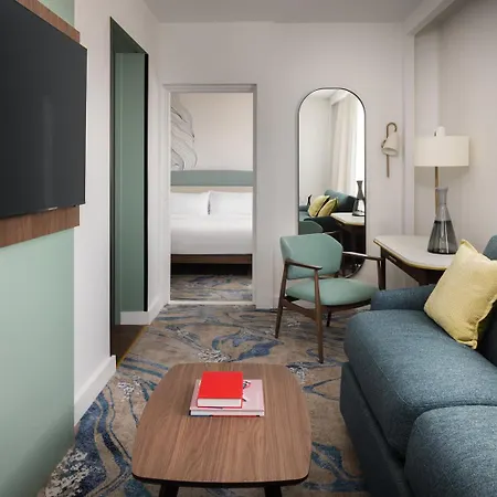 Le Méridien Arc De Triomphe Hotel 4*