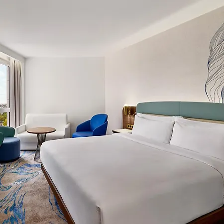 Le Meridien Arc De Triomphe Hotel