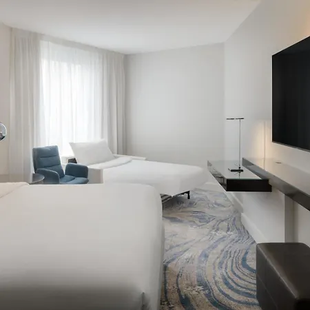 Hotel Le Méridien Arc De Triomphe 4*