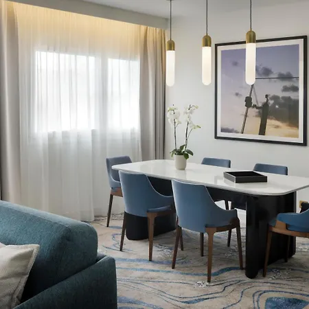 Le Meridien Arc De Triomphe Hotel