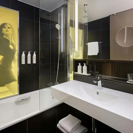 Le Meridien Arc De Triomphe 4* Paryż