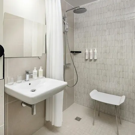 Hotel Le Meridien Arc De Triomphe