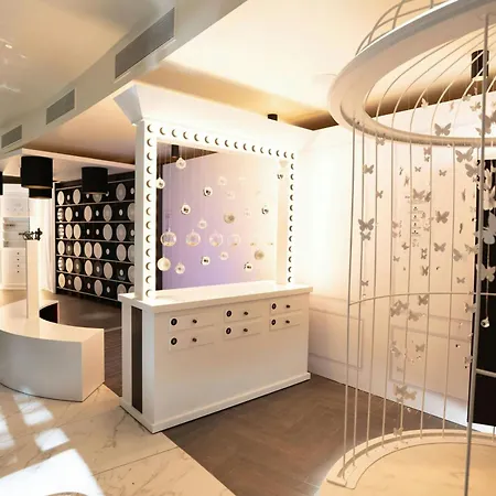 Le Meridien Arc De Triomphe 호텔 4*