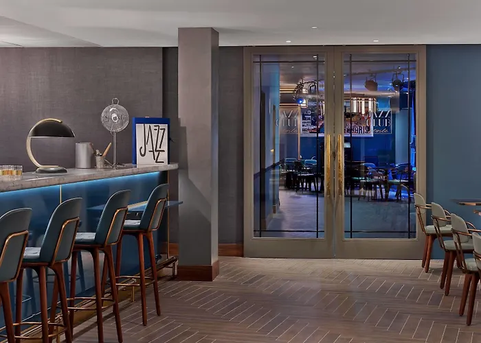 Le Meridien Arc De Triomphe Hotel 4*