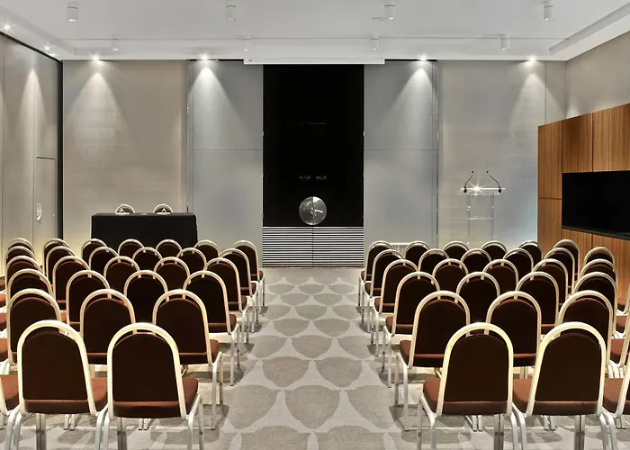 Le Méridien Arc De Triomphe 4*