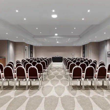 Le Meridien Etoile 4* Paris