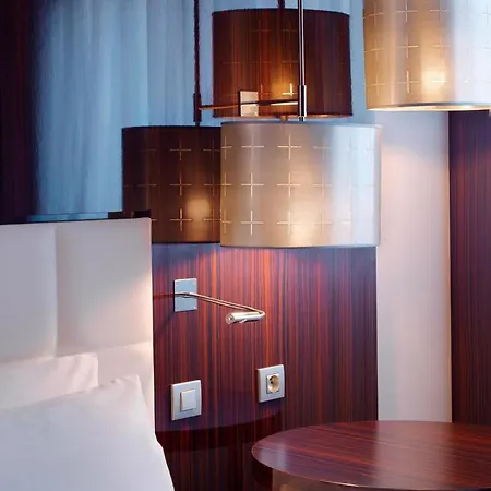 Le Meridien Etoile Otel Paris