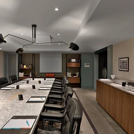 Le Meridien Etoile Otel