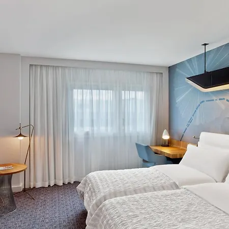 Otel Le Meridien Etoile Paris