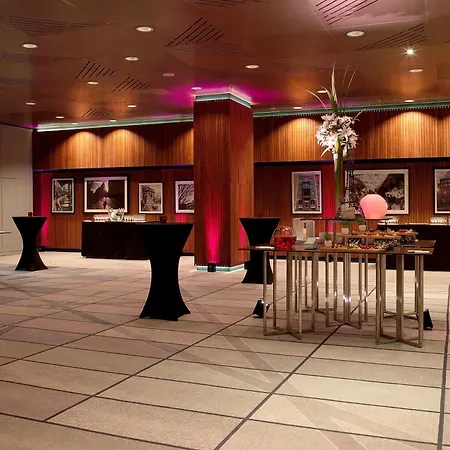 Le Meridien Etoile 4* Paris
