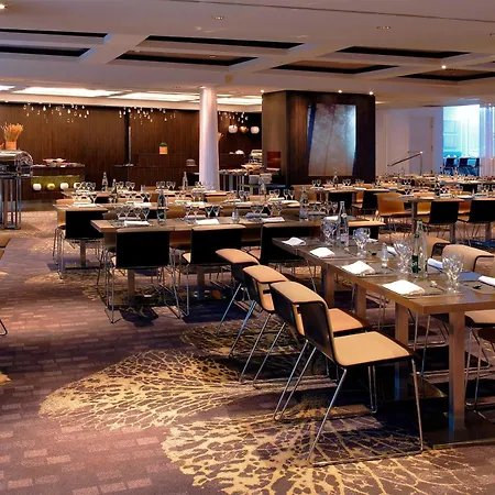 Le Meridien Etoile 4*