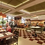 Le Meridien Arc De Triomphe